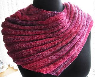 Ravelry: Syal pattern by knitcats Design