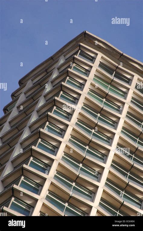 The Centre Point Skyscraper in London, England Stock Photo - Alamy