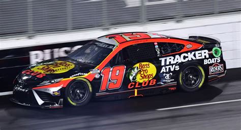 Martin Truex Jr. Wins NASCAR Busch Light Clash at the Coliseum ...