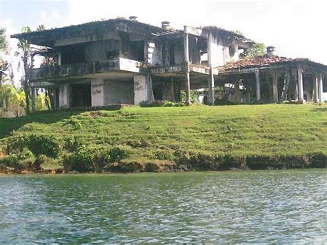 96 best Late drug Lord PABLO ESCOBAR's Colombian Mansion images on Pinterest | History, Pablo ...