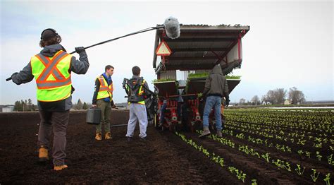 ‘Before the Plate’ serves the public a new look at farming | AGDAILY