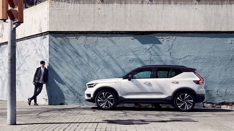 Top Volvo XC40 Accessories | Volvo North Miami