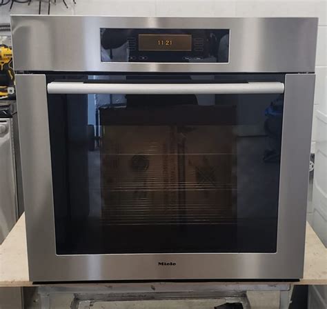 Order Your Used Built-in Oven Miele H4882bp Today!