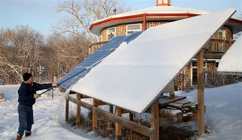 How to: Solar Panel Snow Removal - Understand Solar