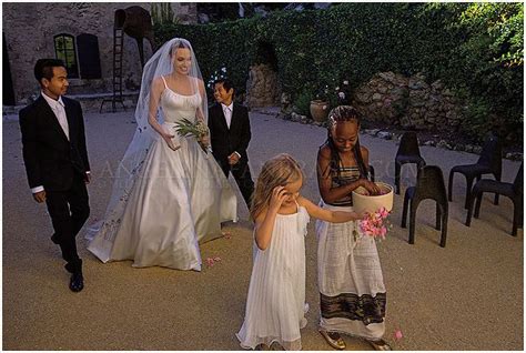 Inside Angelina Jolie and Brad Pitt's Wedding at Chateau Miraval ...