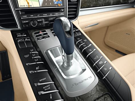 Porsche Panamera Interior Officially Revealed - autoevolution