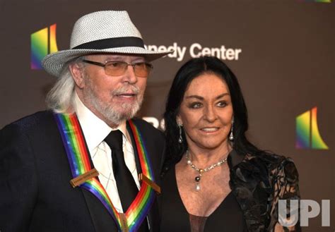 Photo: Kennedy Center Honoree Barry Gibb and wife Linda Gray arrive on the red carpet ...