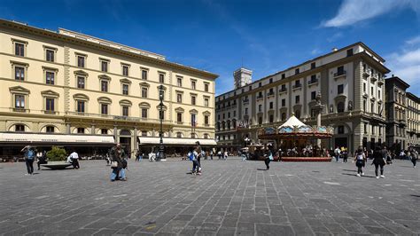 Piazza della Repubblica – Florence, Tuscany | ITALYscapes