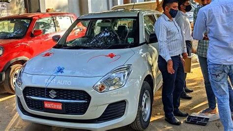 Maruti Swift facelift deliveries start in India | HT Auto