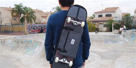 5 Best Skateboard Travel Bags - Olive Christine