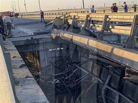 Explosions disrupt traffic on a key bridge from Crimea to Russia's ...