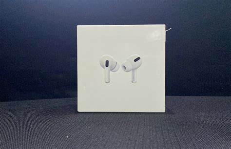 Unboxing the Apple AirPods Pro - Dignited