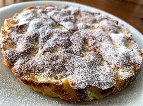 A Traditional French Apple Cake – The Fuzzy Artichoke