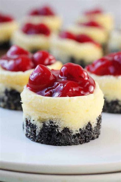 13 Easy and Cheap Christmas Desserts Ideas: Festive Treats for the ...