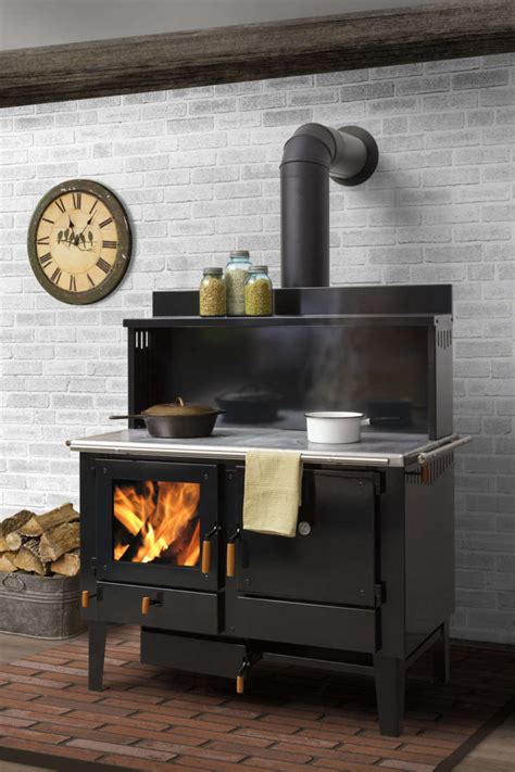 5 Favorites: Wood-Burning Cookstoves for the Kitchen