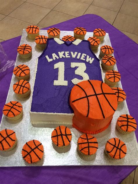 Pin by Kristin Truex on Basketball party ideas | Basketball cake, Sports themed cakes, Party cakes