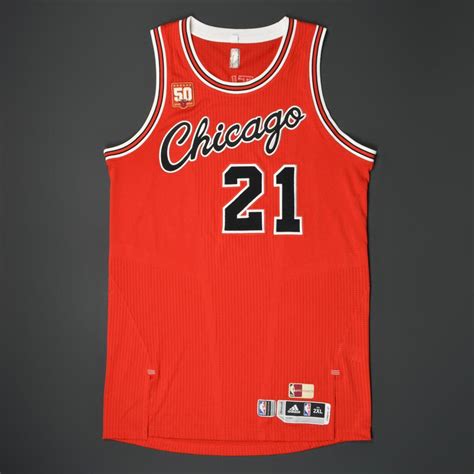 Jimmy Butler - Chicago Bulls - Game-Worn '1984-85 Hardwood Classics' Jersey - 2015-16 Season ...