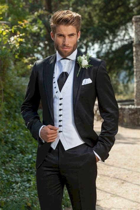 15 Men Wedding Dress Style Ideas That Look More Handsome Wedding ...