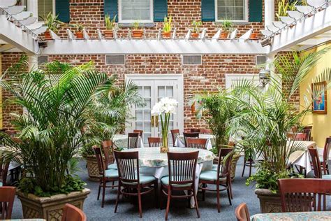 The 12 Best Boutique Hotels In Savannah – Wandering Wheatleys