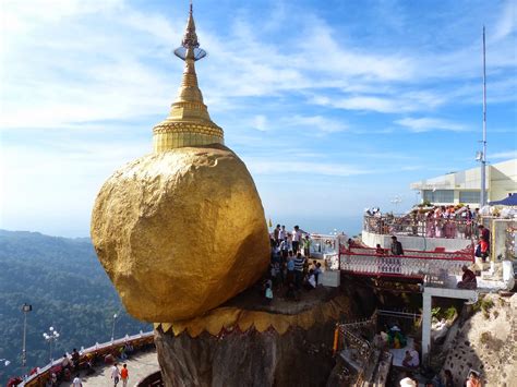 Grigas Travels: Golden Rock, Myanmar