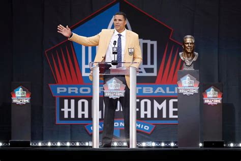 How many players get inducted into the NFL Hall of Fame?