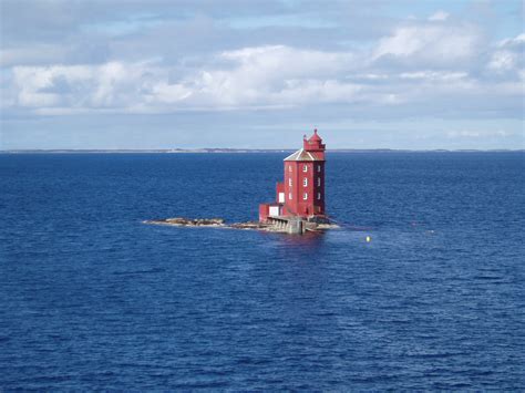 File:Lighthouse in Norway.jpg - Wikimedia Commons