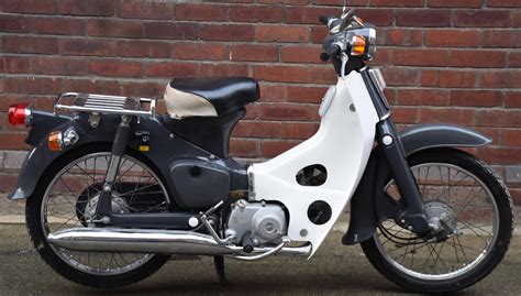 Honda-C50 - ULEZ-Moped | Seven Seas Motors