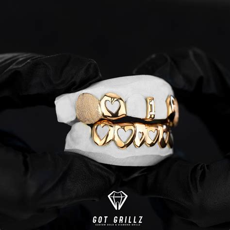 Explore Exclusive Collection For Teeth Grills!