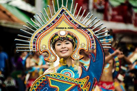 Byahero: Featured Photos | Ibalong Festival 2012 Street Presentation ...