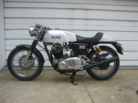 1972 Norton Commando Combat Cafe Racer - Bike-urious