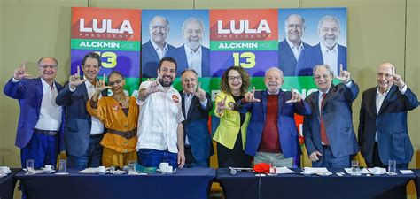 Former foes endorse Lula, reinforce bid for "tactical vote"