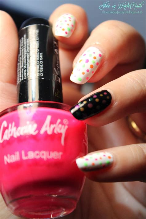 Giardino d'Inverno #8: Confetti Nail Art - Alice in WonderNails