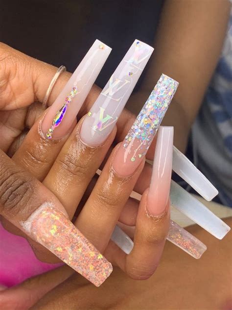 Pin by ‘ Trending 🦦🥱 on KLAWS. in 2020 | Long acrylic nails, Pretty ...