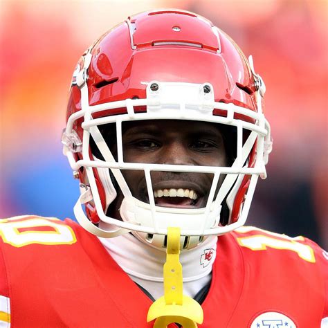 Tyreek Hill, Chiefs Agree to Reported 3-Year, $54M Contract Extension ...