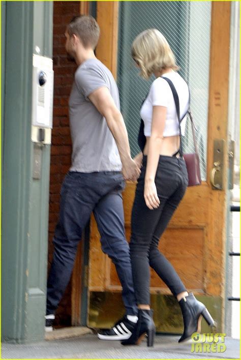 Taylor Swift & Calvin Harris Breakup 'Wasn't a Shock' to Her | Photo 979060 - Photo Gallery ...