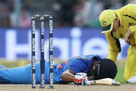 Hardik Pandya lower-back injury may keep him out of action for a long time - myKhel