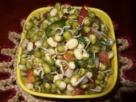 RECIPES ONLINE: Sprouted Moong Dal Chat ( Green Bean sprouts salad)