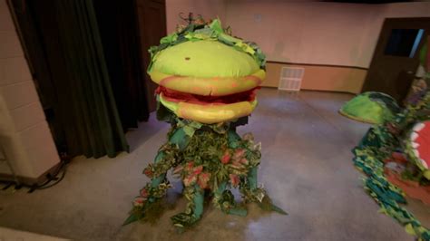 Audrey II - Puppet 3 - YouTube