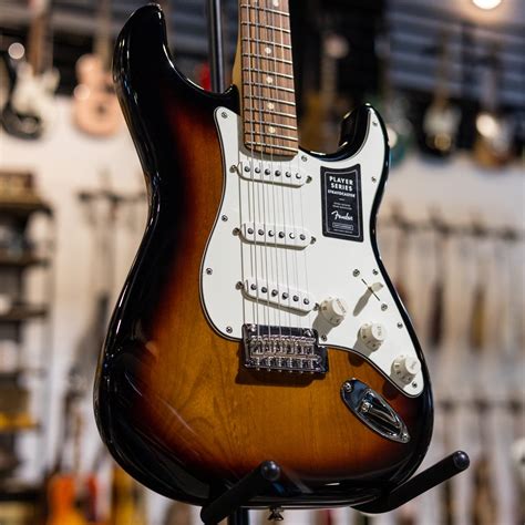 Fender Player Stratocaster - 3-Color Sunburst - 885978910885