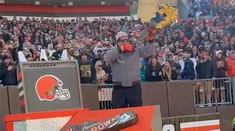 WATCH: Jim Donovan performs Browns' ceremonial guitar smash | wkyc.com