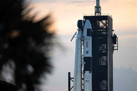 Justice Department sues SpaceX for the claim it can hire only citizens - The Washington Post