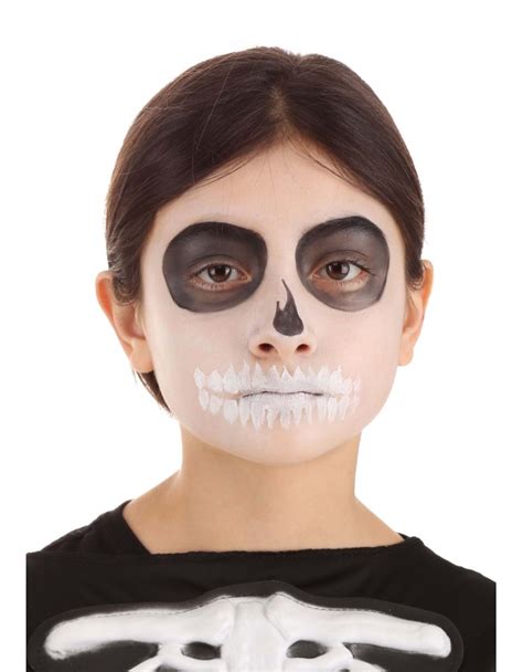 Exclusive Skeleton Makeup Kit