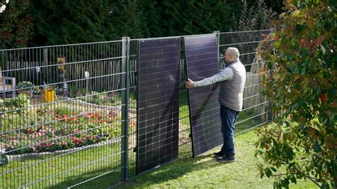 Solar modules - Plug-in solar systems for installation on a fence