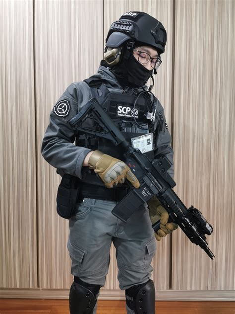 Cosplayed as a Mobile Task Force member : SCP