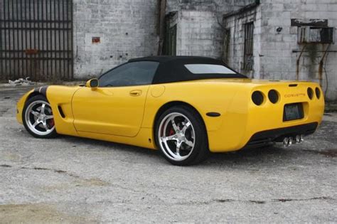 C5 Corvette w/CCW | Corvette, Corvette c5, Chevrolet