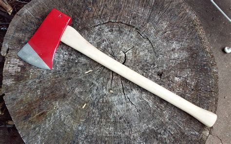 From Woodsmen to Arborists: Best Felling Axes for Tree Work - Awesome Axes