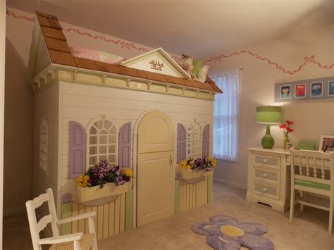 February 2013 ~ Lilliput Play Homes Custom Children's Playhouses Blog