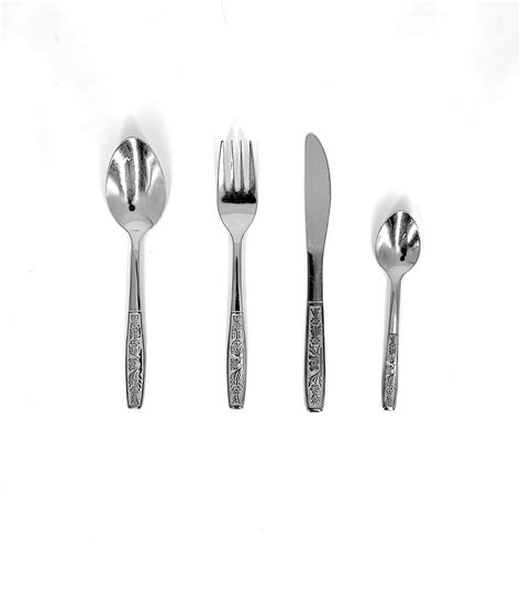 Rose Cutlery Set – Iyen Cookware