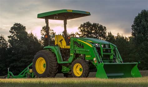 John Deere 3039R Open Station Review