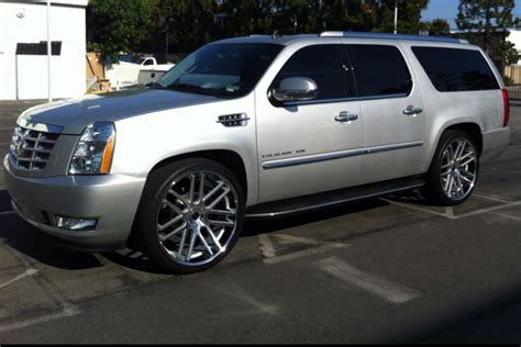 Chrome Rims for Cadillac Escalade ESV – Giovanna Luxury Wheels